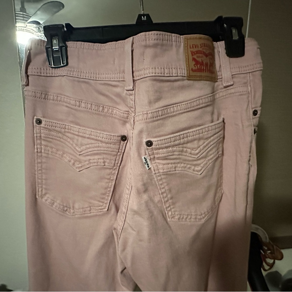 Levi's Women's Light Pink Jeans - Picture 7 of 10